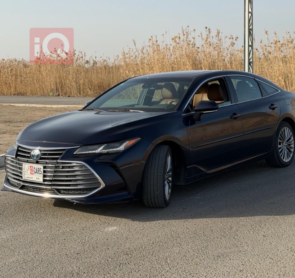 تويوتا أفالون